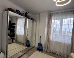 Apartament 2 dormitoare + living cu bucatarie open space + 2 balcoane