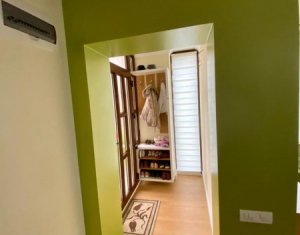 Apartament tip Duplex de vanzare cu 4 camere, gradina, zona Campului!