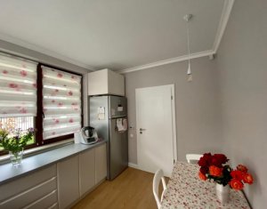 Apartament tip Duplex de vanzare cu 4 camere, gradina, zona Campului!