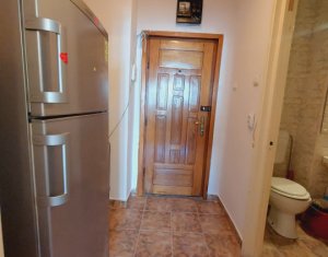 Garsoniera confort sporit, Manastur langa BIG, etaj 1, centrala proprie