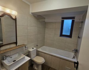 Apartament cu 2 camere Demisol  + parcare cu CF, zona Buna Ziua