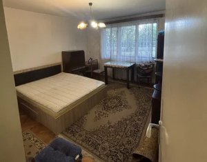 3 camere decomandat 61 mp Gheorgheni