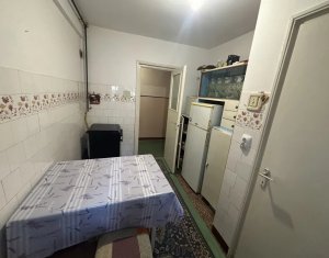 3 camere decomandat 61 mp Gheorgheni
