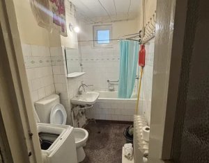 3 camere decomandat 61 mp Gheorgheni