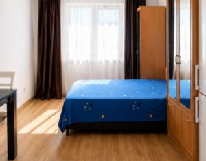 Garsonieră de vânzare, 22 mp, etaj intermediar, zona Expo Transilvania