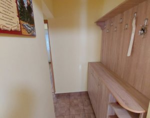 Apartament 2 camere, decomandat, etaj 1/4, ZORILOR, strada Pasteur 