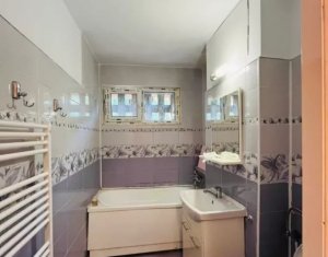 De vanzare apartament cu 2 camere zona str C Brancusi