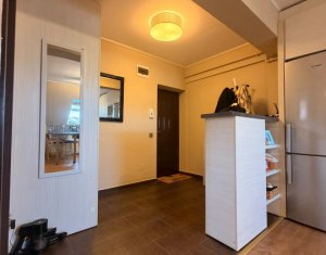 Apartament 3 camere cu scara interioara