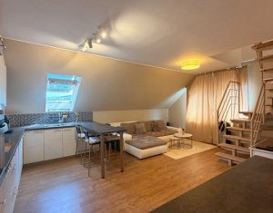 Apartament 3 camere cu scara interioara