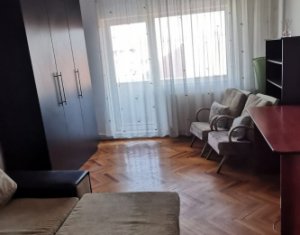 Apartament de vanzare, 3 camere, balcon, Gheorgheni
