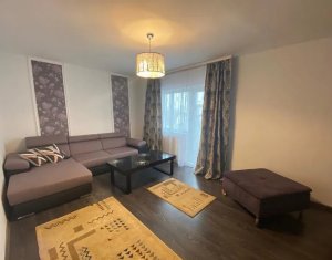 Apartament cu 4 camere, 2 bai, etaj 3/4 in Gheorgheni