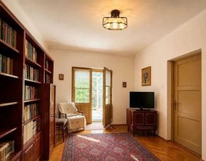 Apartament deosebit cu 3 camere în vilă, zona străzii Avram Iancu