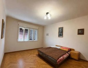 Apartament deosebit cu 3 camere în vilă, zona străzii Avram Iancu