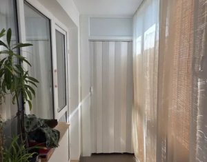 Vand apartament 4 camere zona aleea Negoiu