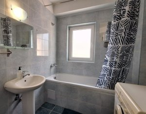 Vanzare 2 camere, Zorilor, zona linistita