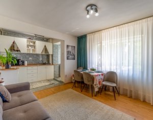 Apartament cu 2 camere decomandat, etaj 1, Manastur, zona buna