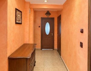 OCAZIE! Apartament 3 camere decomandate, 71 mp, strada Teodor Mihali